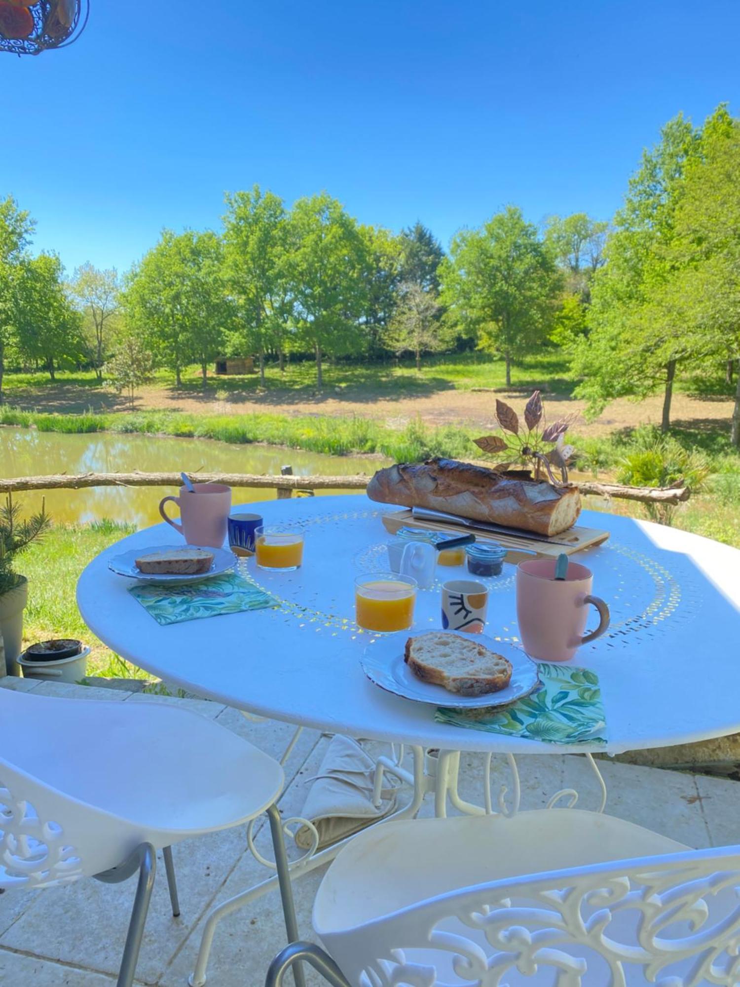 La Bastide Bed and Breakfast Armous-et-Cau Eksteriør billede